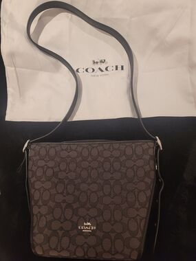 Coach Signature Crossbody Bag in Brown/Black